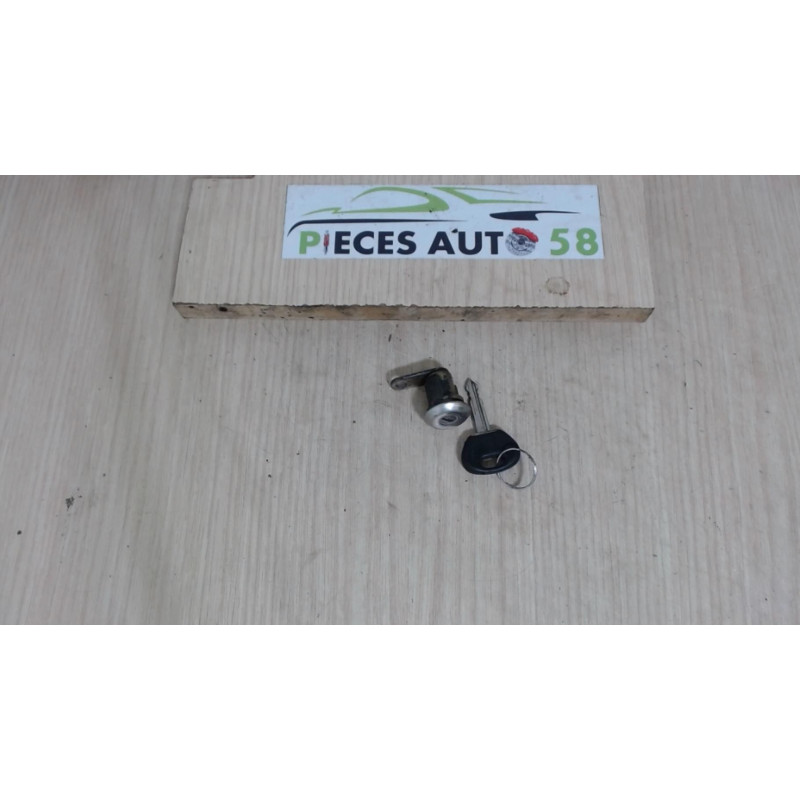 Barillet porte avant droite CITROEN  d’occasion