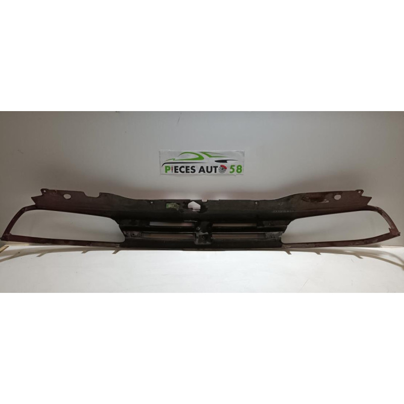Calandre PEUGEOT 806 PHASE 1 d’occasion