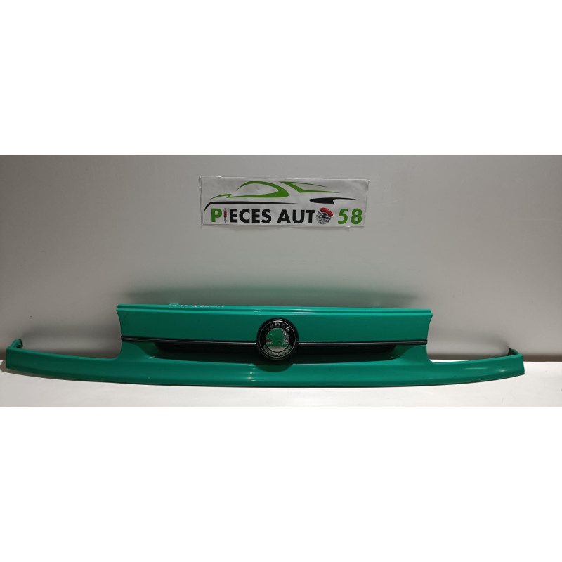 Calandre SKODA FELICIA PHASE 1 d’occasion