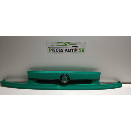 Calandre SKODA FELICIA PHASE 1 d’occasion