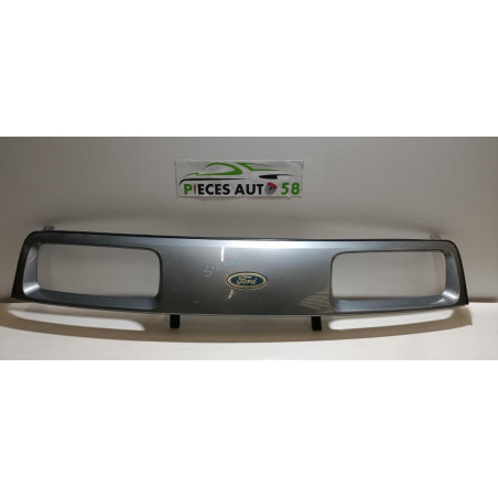 Calandre FORD SIERRA PHASE 1 d’occasion