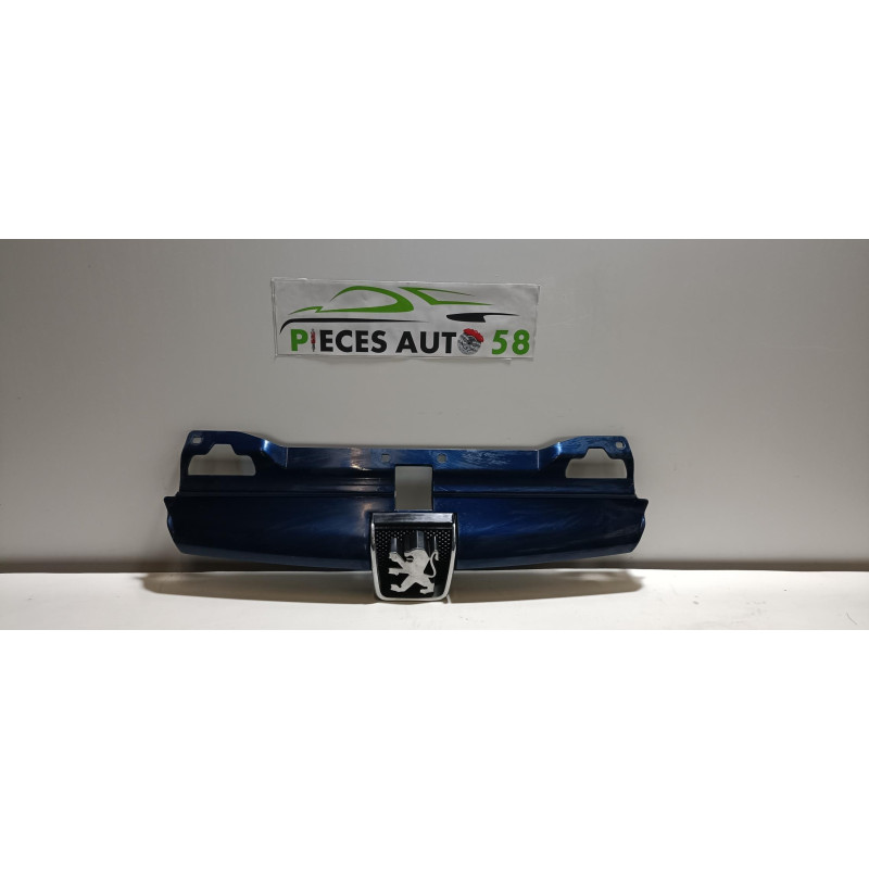 Calandre PEUGEOT 406 PHASE 1 d’occasion