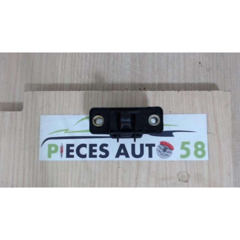 Serrure de coffre RENAULT  d’occasion