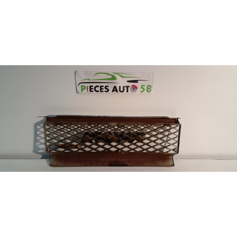 Calandre TOYOTA 2.4 D 70 8V 4X4 d’occasion