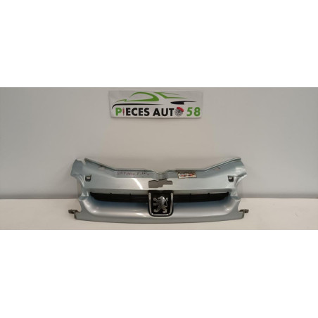 Calandre PEUGEOT PARTNER 1 PHASE 1 d’occasion