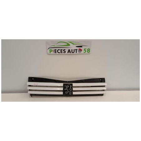 Calandre PEUGEOT 205 PHASE 2 d’occasion