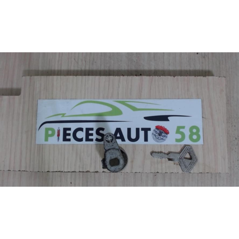 Barillet porte avant droite RENAULT SUPER 5 d’occasion
