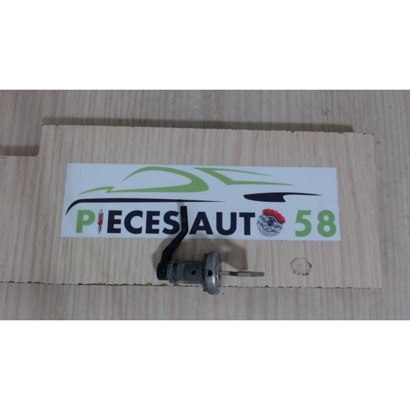 Barillet porte avant droite RENAULT  d’occasion
