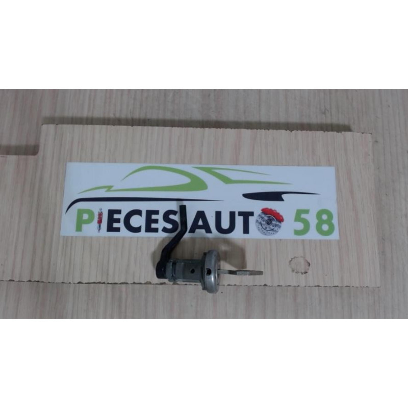 Barillet porte avant droite RENAULT  d’occasion