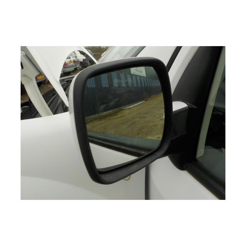 Anti brouillard gauche (feux) RENAULT KANGOO 2 PHASE 1 d’occasion