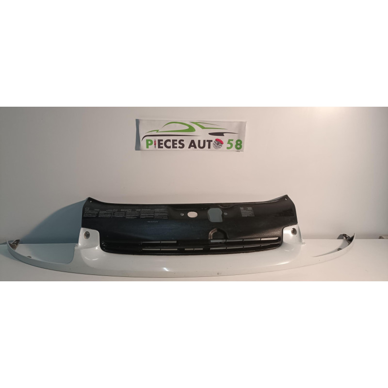 Calandre RENAULT CLIO 2 PHASE 1 d’occasion