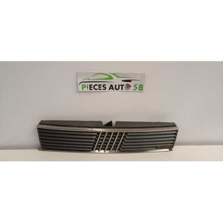 Calandre FIAT CROMA 1 PHASE 1 d’occasion
