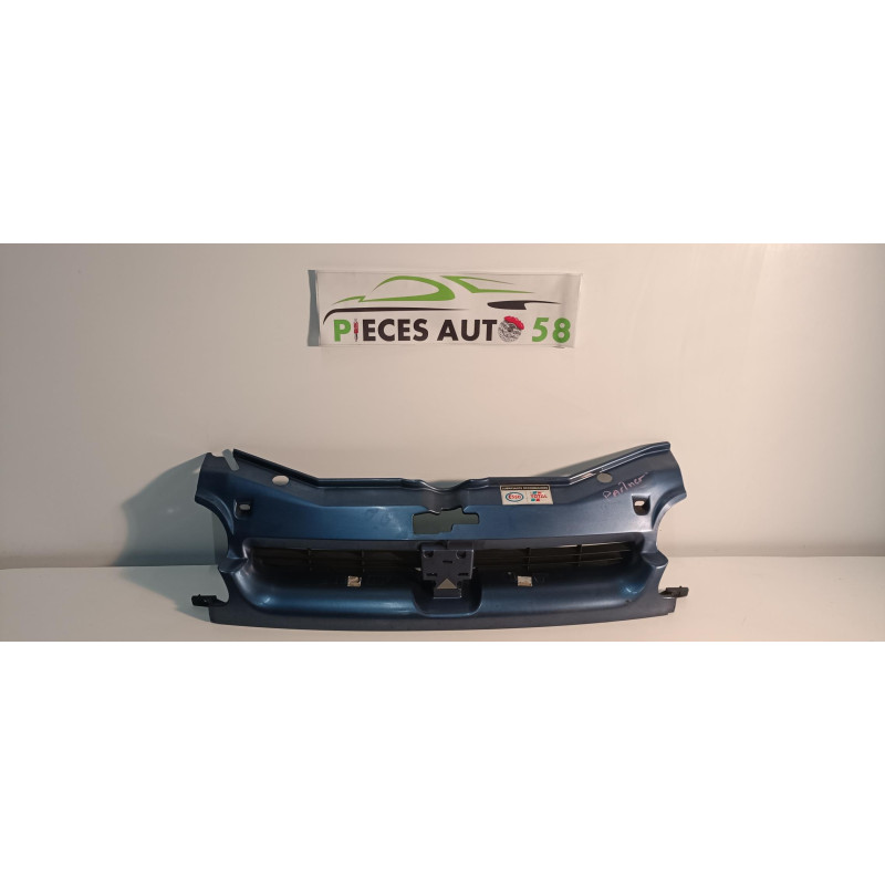 Calandre PEUGEOT PARTNER 1 PHASE 1 d’occasion