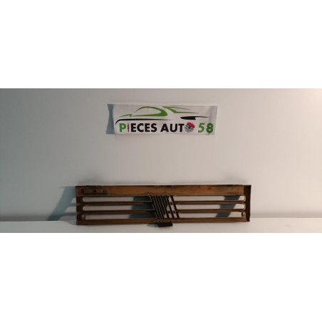 Calandre FIAT PANDA 1 PHASE 1 d’occasion