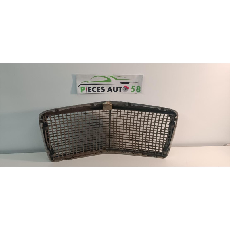 Calandre MERCEDES CLASSE E 124 PHASE 2 d’occasion