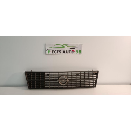 Calandre OPEL KADETT D d’occasion