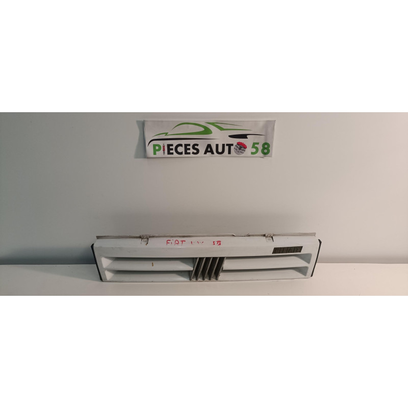 Calandre FIAT UNO PHASE 2 d’occasion