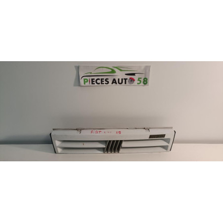 Calandre FIAT UNO PHASE 2 d’occasion