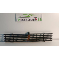 Calandre PEUGEOT 104 d’occasion