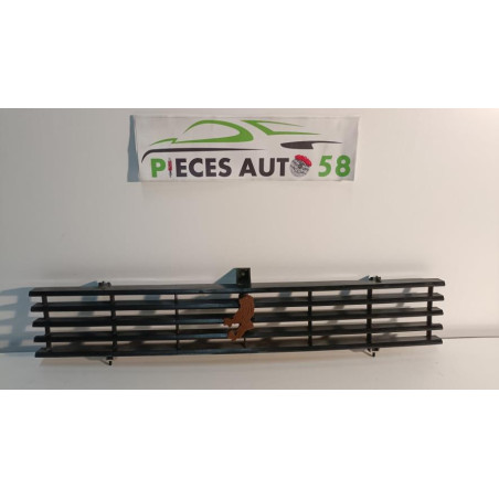 Calandre PEUGEOT 104 d’occasion