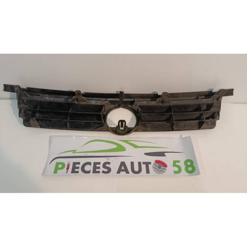 Calandre VOLKSWAGEN POLO 3 PHASE 1 d’occasion