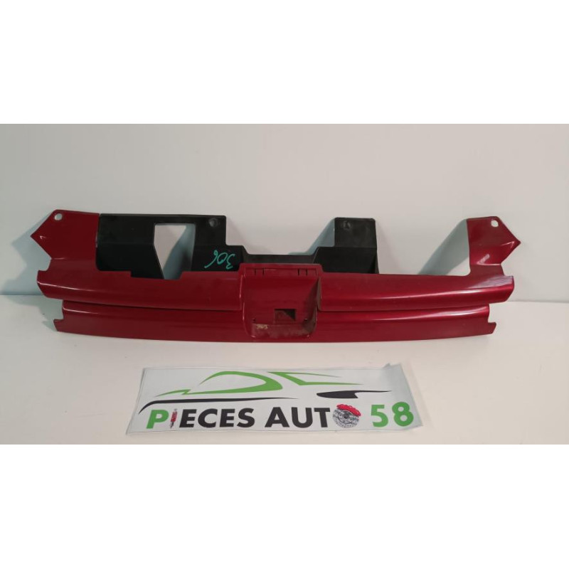 Calandre PEUGEOT 306 PHASE 1 d’occasion