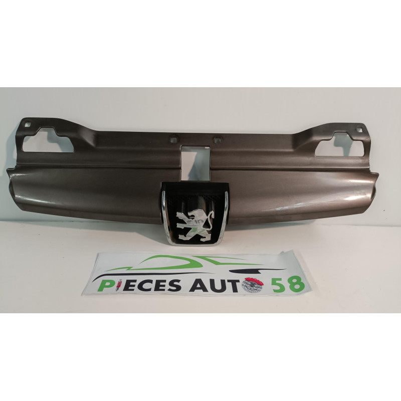 Calandre PEUGEOT 406 PHASE 2 d’occasion