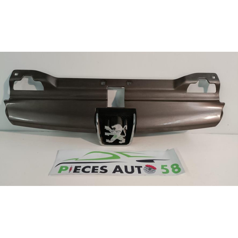 Calandre PEUGEOT 406 PHASE 2 d’occasion