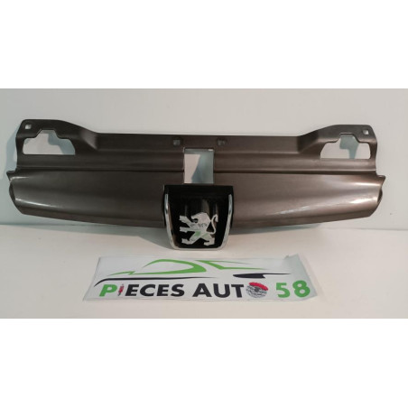 Calandre PEUGEOT 406 PHASE 2 d’occasion