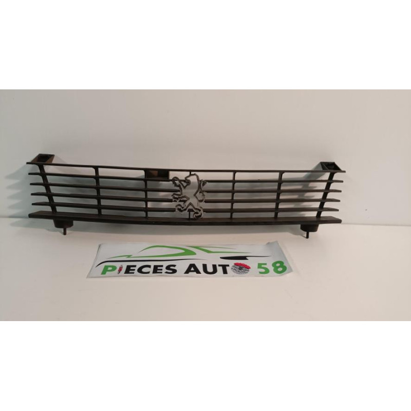 Calandre PEUGEOT  d’occasion