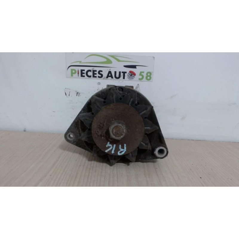 Alternateur RENAULT  d’occasion