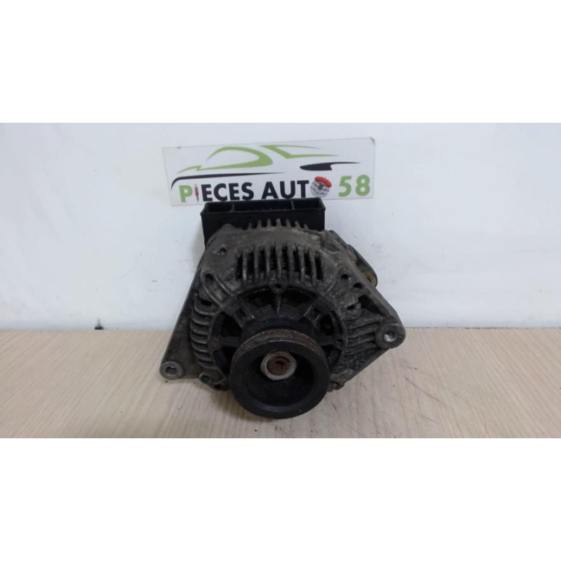 Alternateur RENAULT  d’occasion