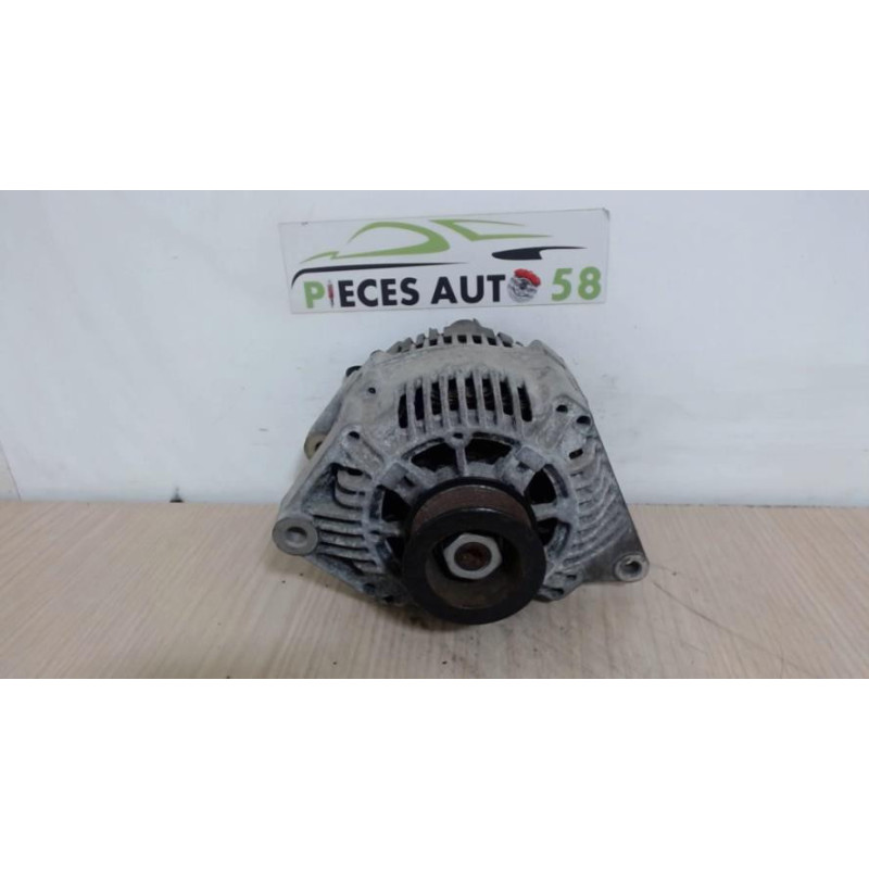 Alternateur RENAULT  d’occasion