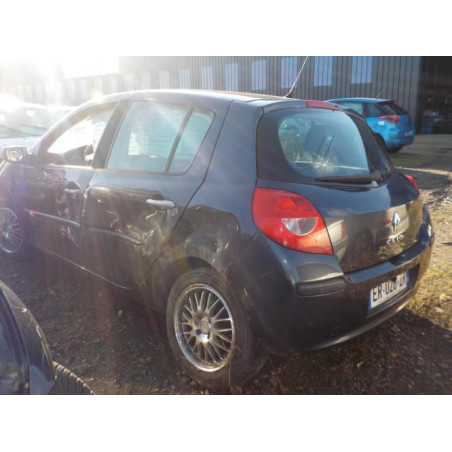 Feu arriere principal droit (feux) RENAULT CLIO 3 PHASE 1 d’occasion