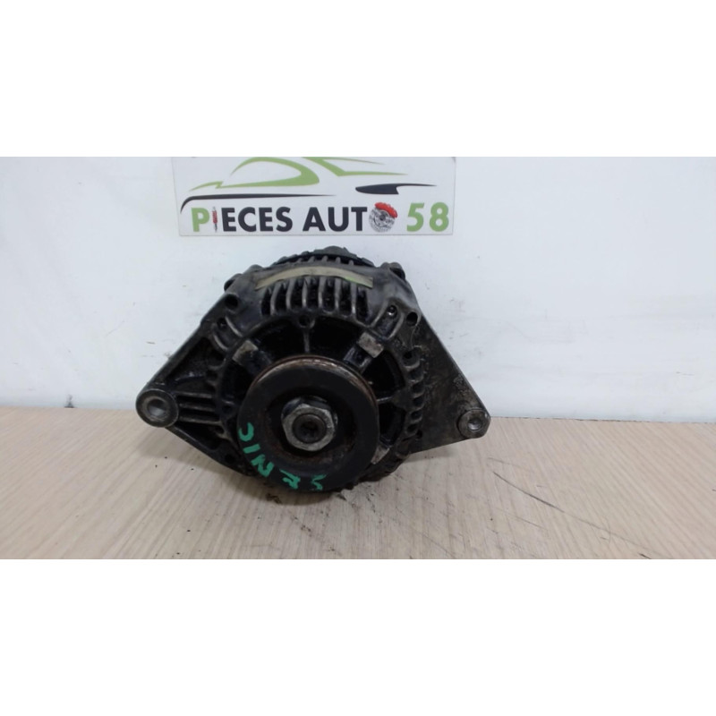 Alternateur RENAULT  d’occasion