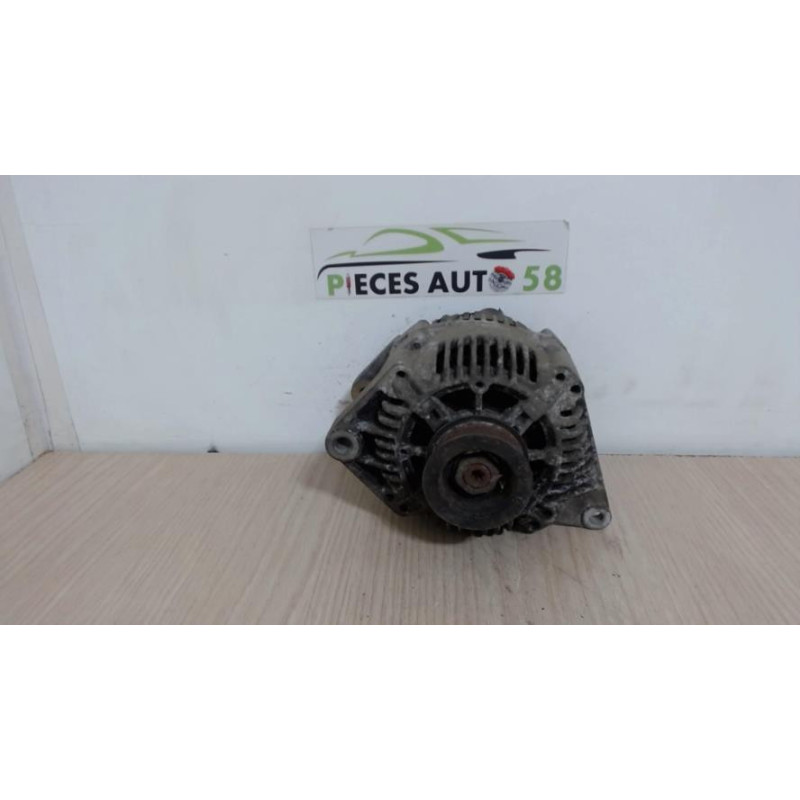 Alternateur RENAULT  d’occasion