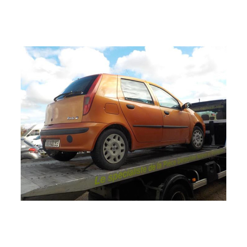 Pare choc avant FIAT PUNTO 2 PHASE 1 d’occasion