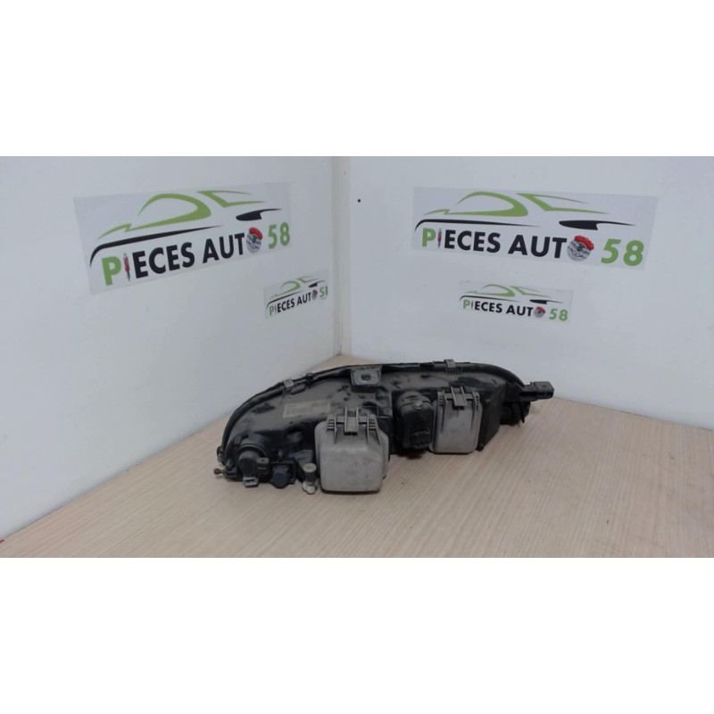 Optique avant principal gauche (feux)(phare) FIAT 2.4 JTD 130 10V d’occasion