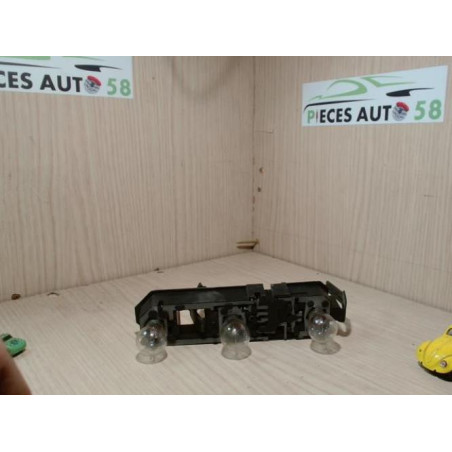 Platine feu arriere droit VOLVO 850 PHASE 2 BREAK d’occasion