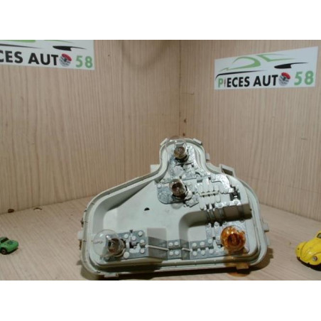 Platine feu arriere droit AUDI  d’occasion