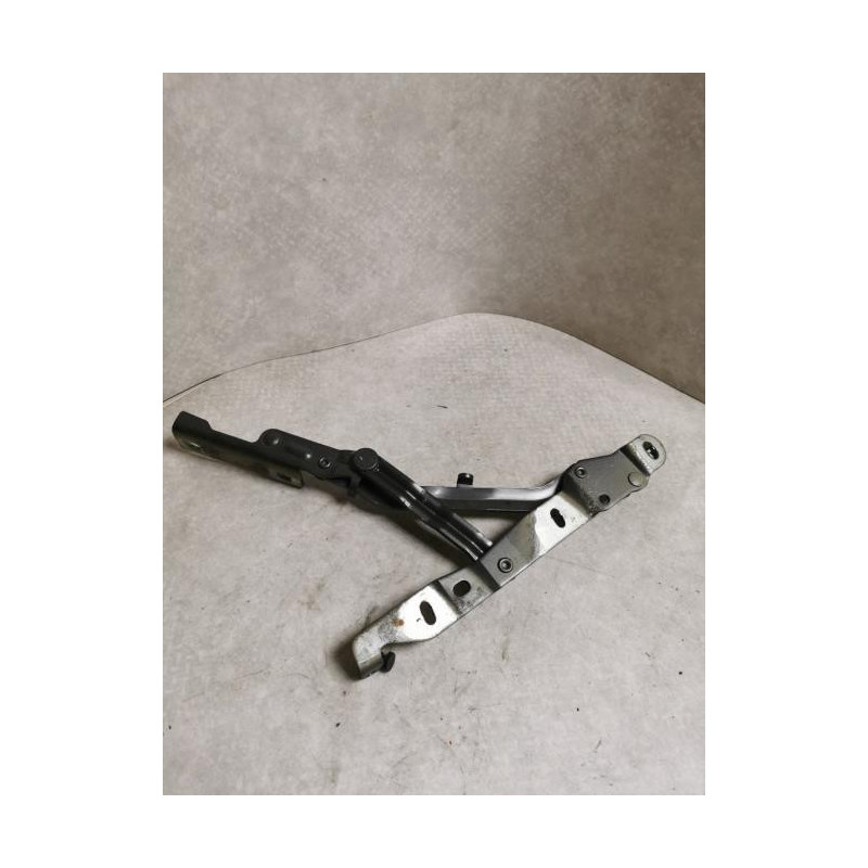 Charniere de porte de coffre gauche ALFA ROMEO 159 d’occasion