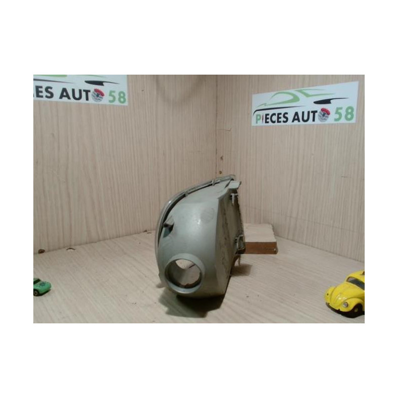 Optique avant secondaire gauche (feux)(clignotant) VOLKSWAGEN POLO 3 PHASE 1 d’occasion