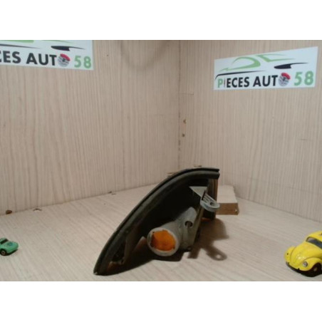 Optique avant secondaire gauche (feux)(clignotant) SUZUKI SWIFT 2 PHASE 2 d’occasion