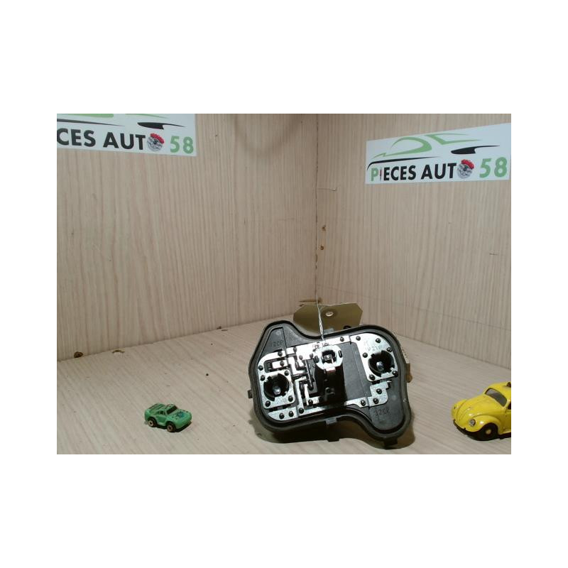 Platine feu arriere droit VOLKSWAGEN  d’occasion