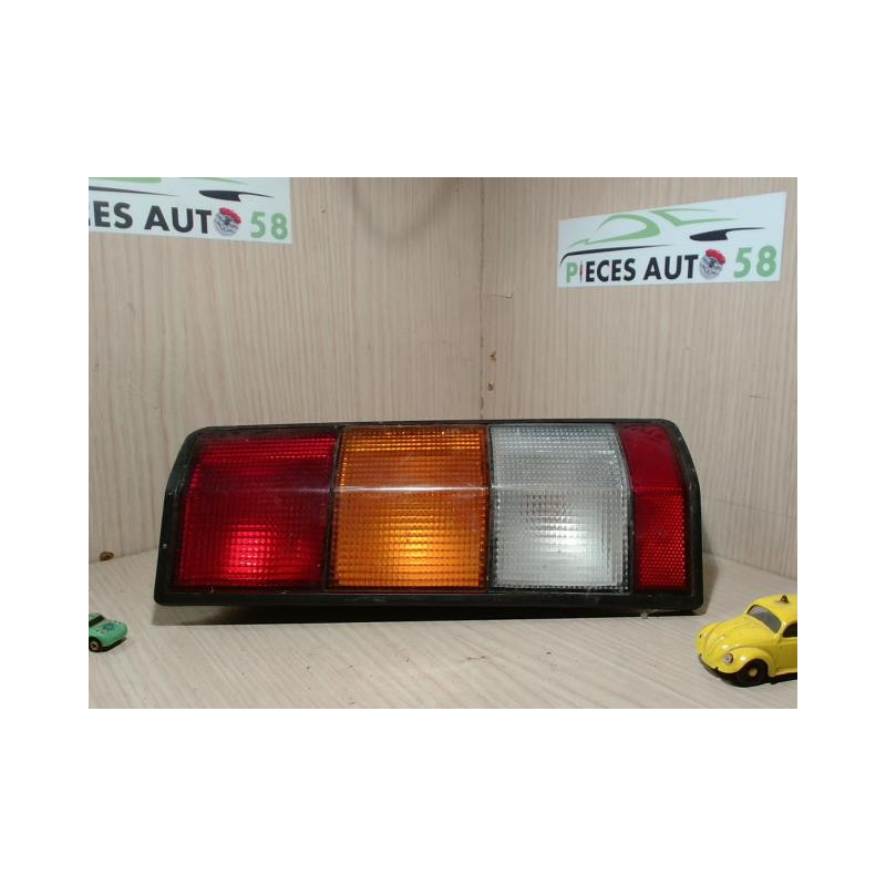 Feu arriere principal droit (feux) RENAULT  d’occasion