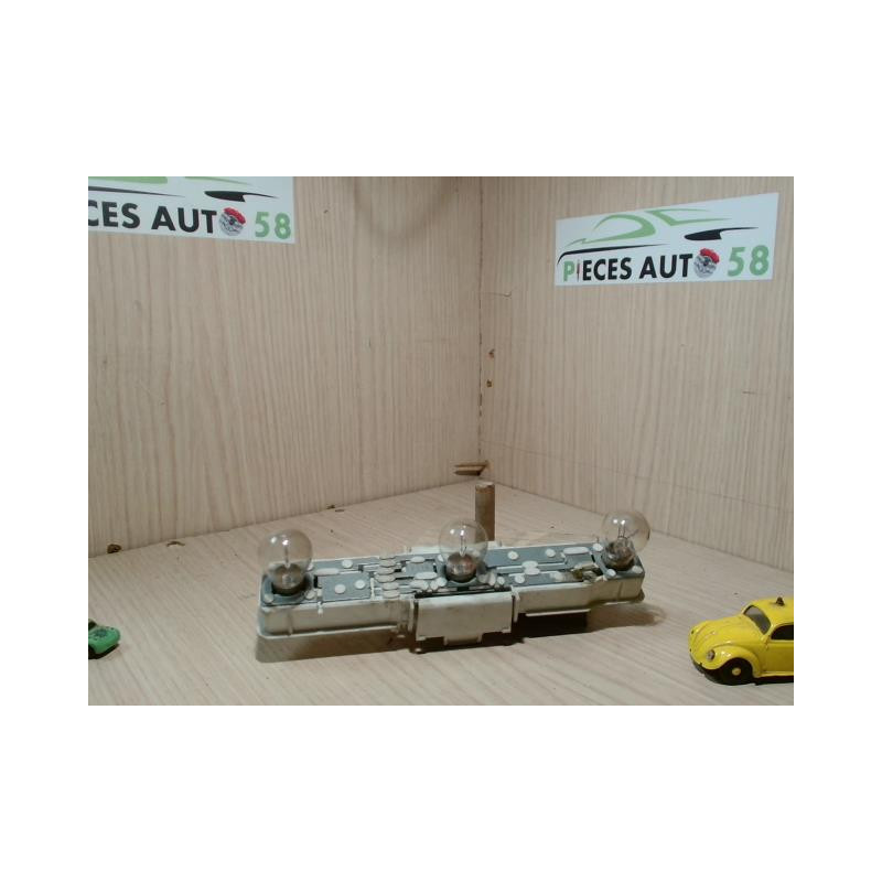 Platine feu arriere droit RENAULT  d’occasion