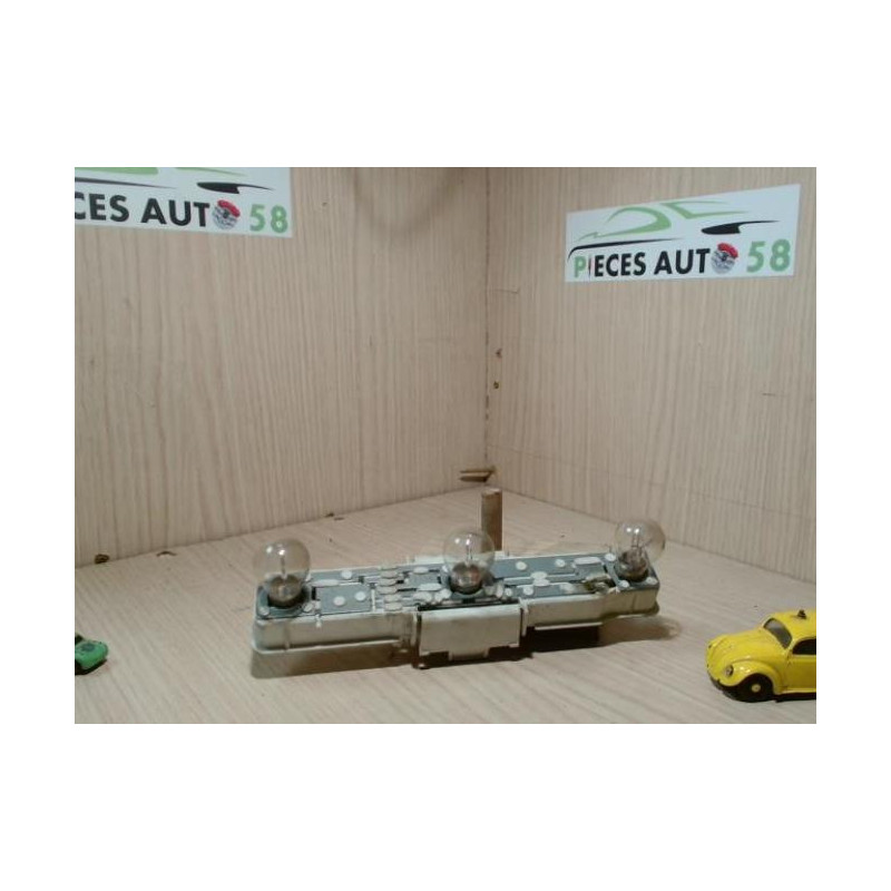 Platine feu arriere droit RENAULT  d’occasion