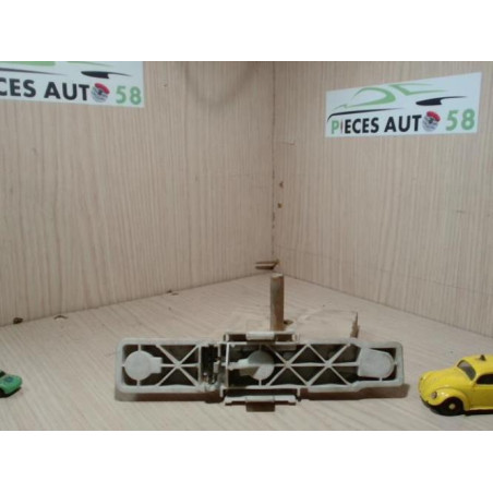 Platine feu arriere droit RENAULT  d’occasion