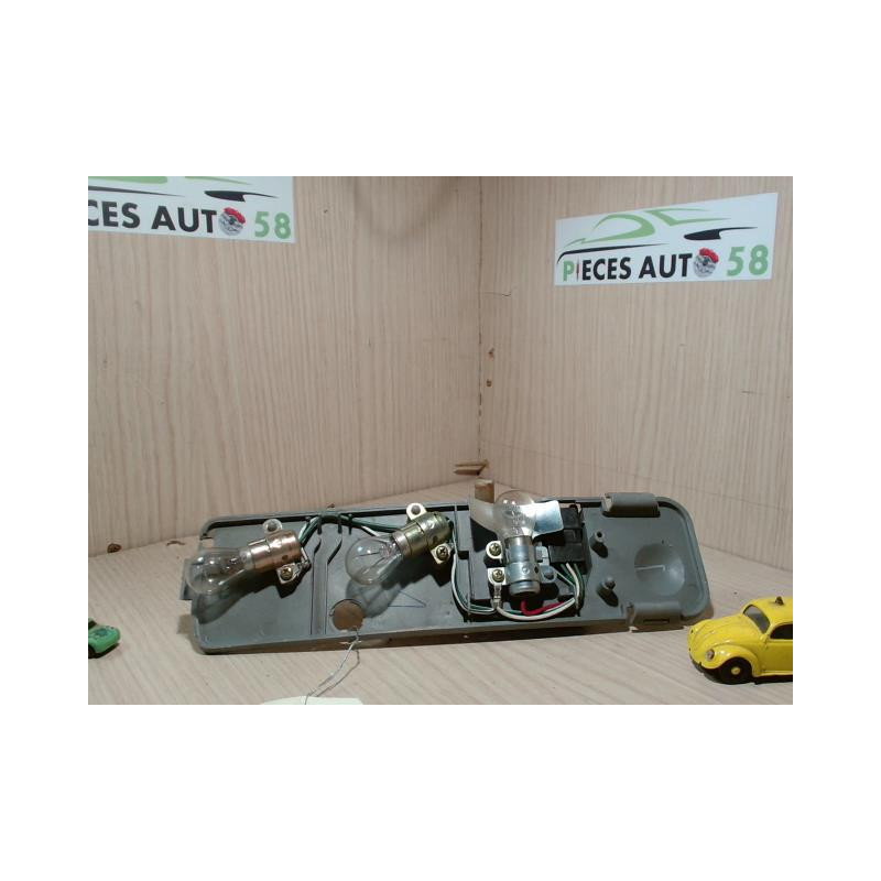Platine feu arriere droit TOYOTA  d’occasion