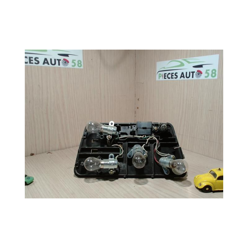 Platine feu arriere gauche TOYOTA  d’occasion